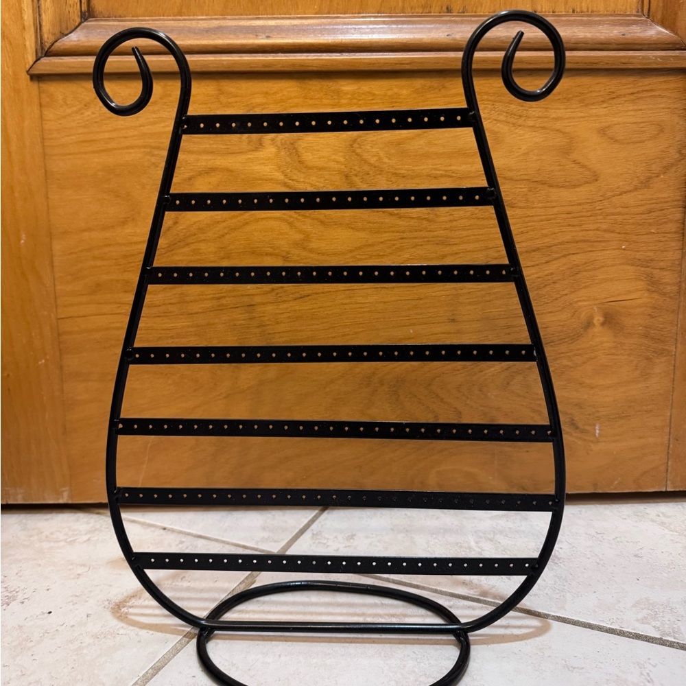 Stylish Black Metal Jewelry Organizer